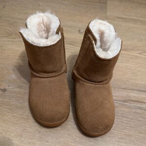 UGG Keelan Toddler Size 8